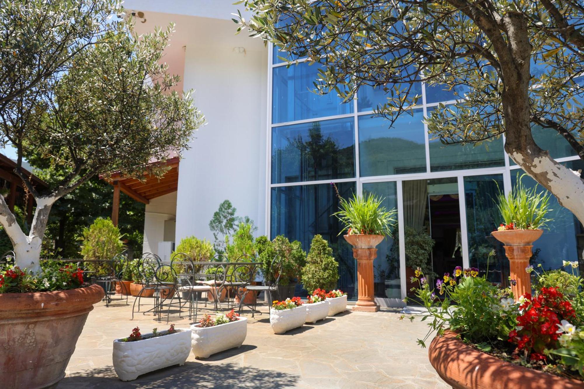 Hotel Kanione Cerenisht المظهر الخارجي الصورة