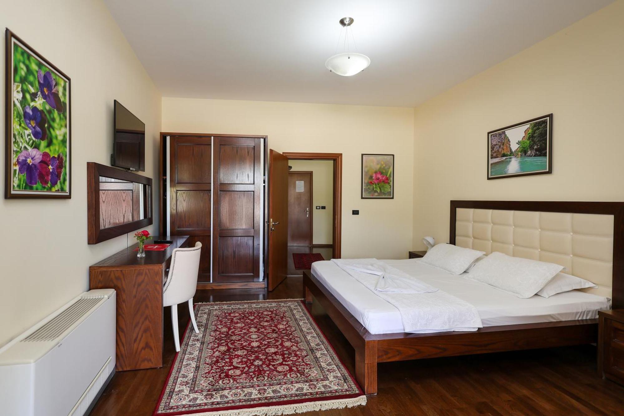 Hotel Kanione Cerenisht المظهر الخارجي الصورة