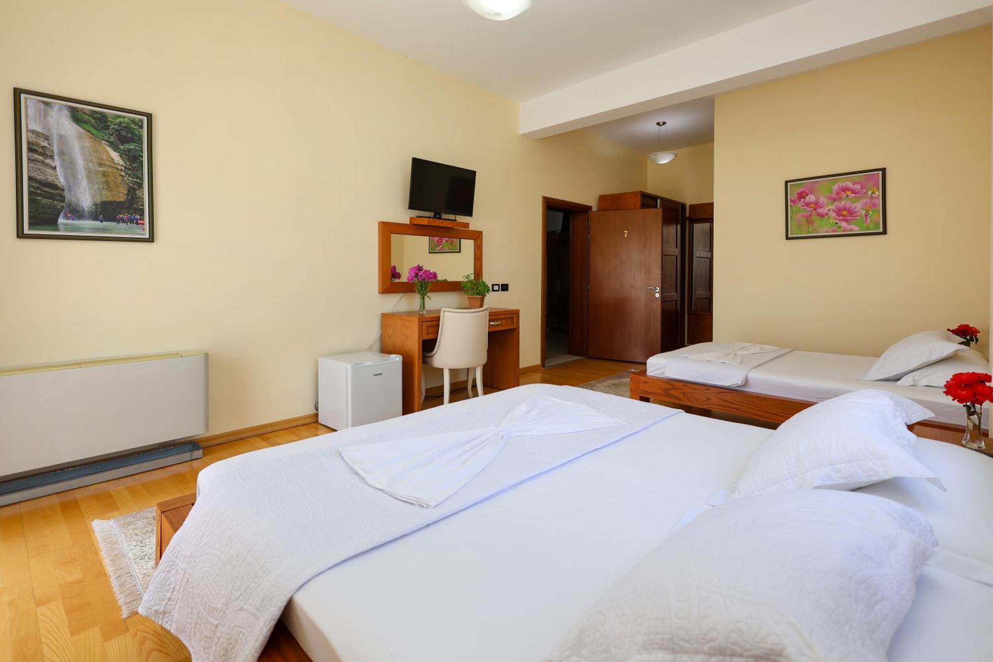 Hotel Kanione Cerenisht المظهر الخارجي الصورة