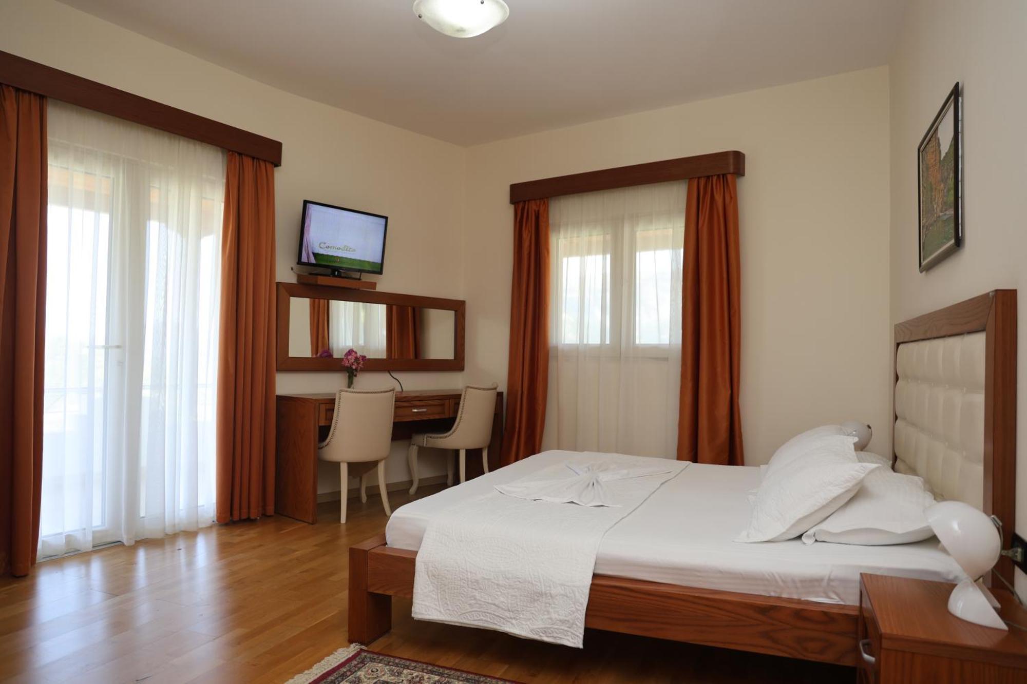 Hotel Kanione Cerenisht المظهر الخارجي الصورة
